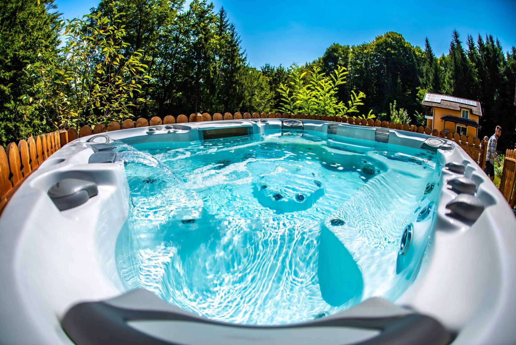Hotel Trei Brazi Băile Olăneşti Exteriör bild